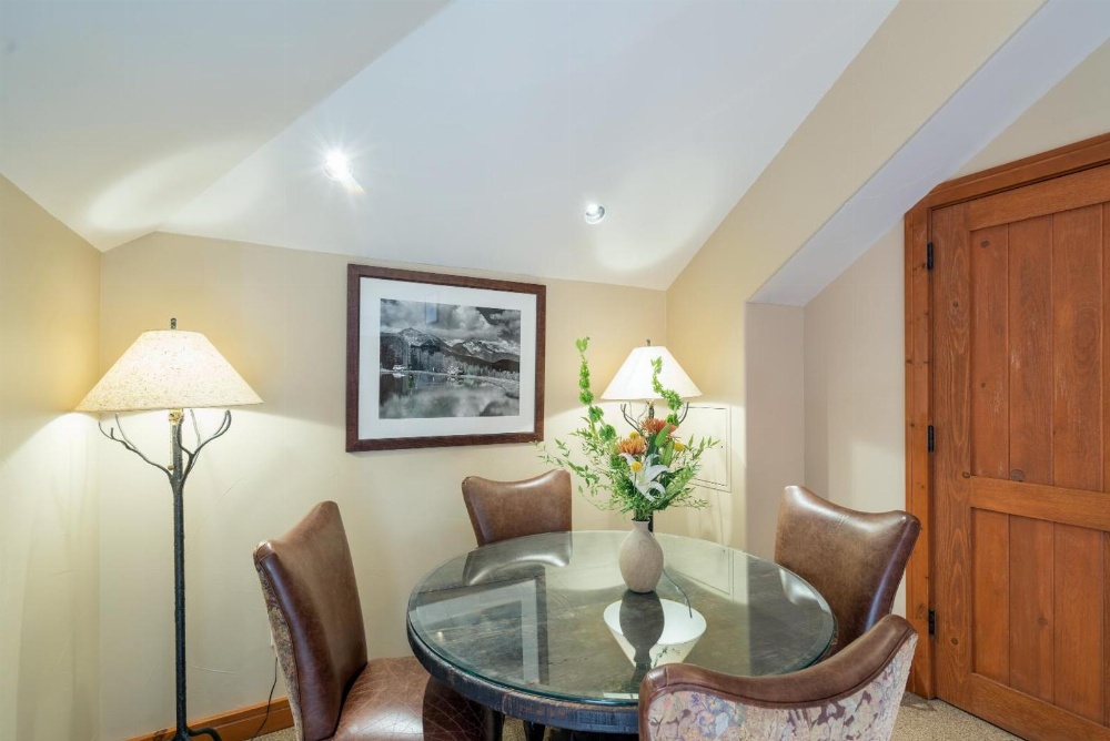 Inn At Lost Creek Main image